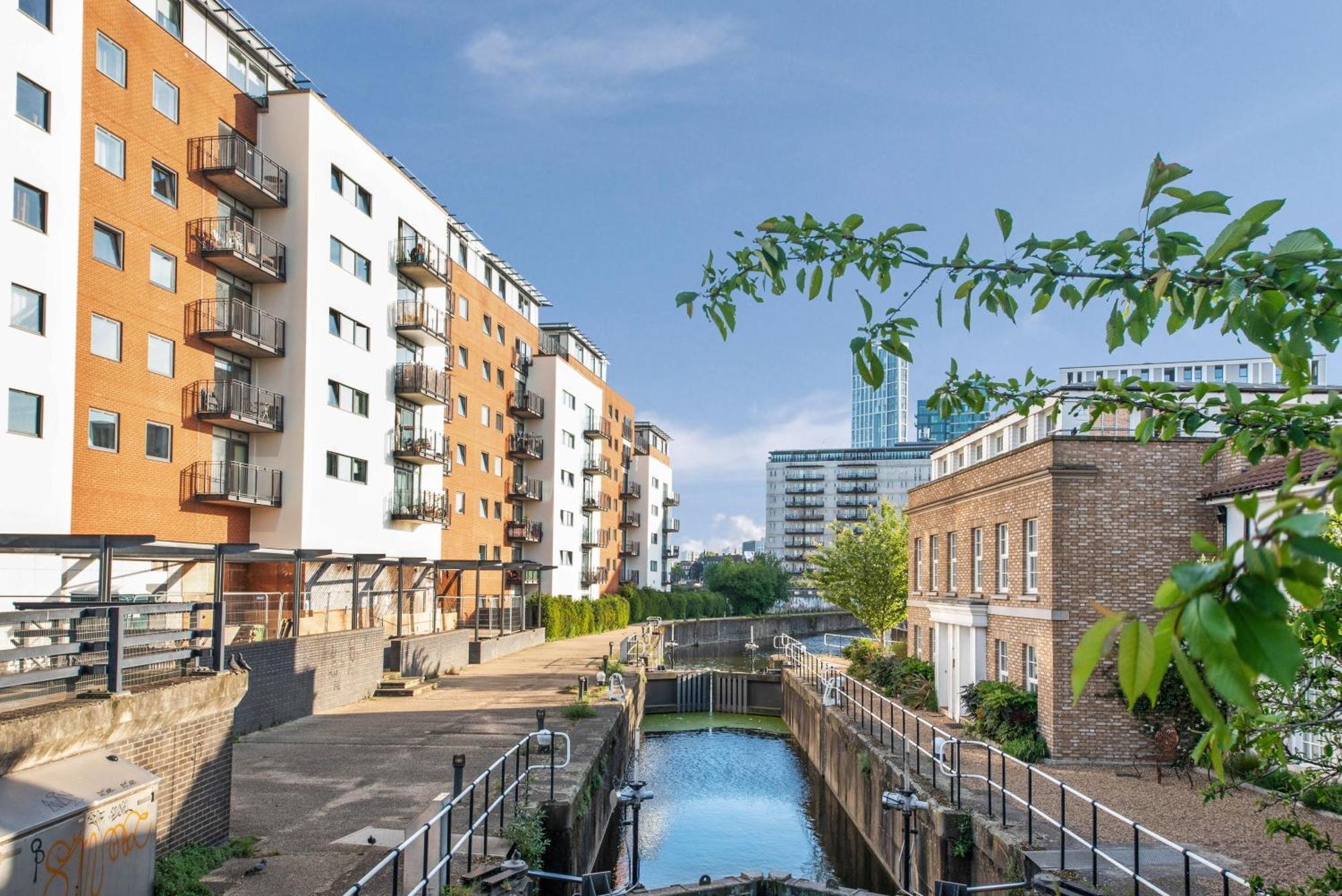 Penthouse W/ Hot Tub Near Stratford, Westfield Londres Exterior foto